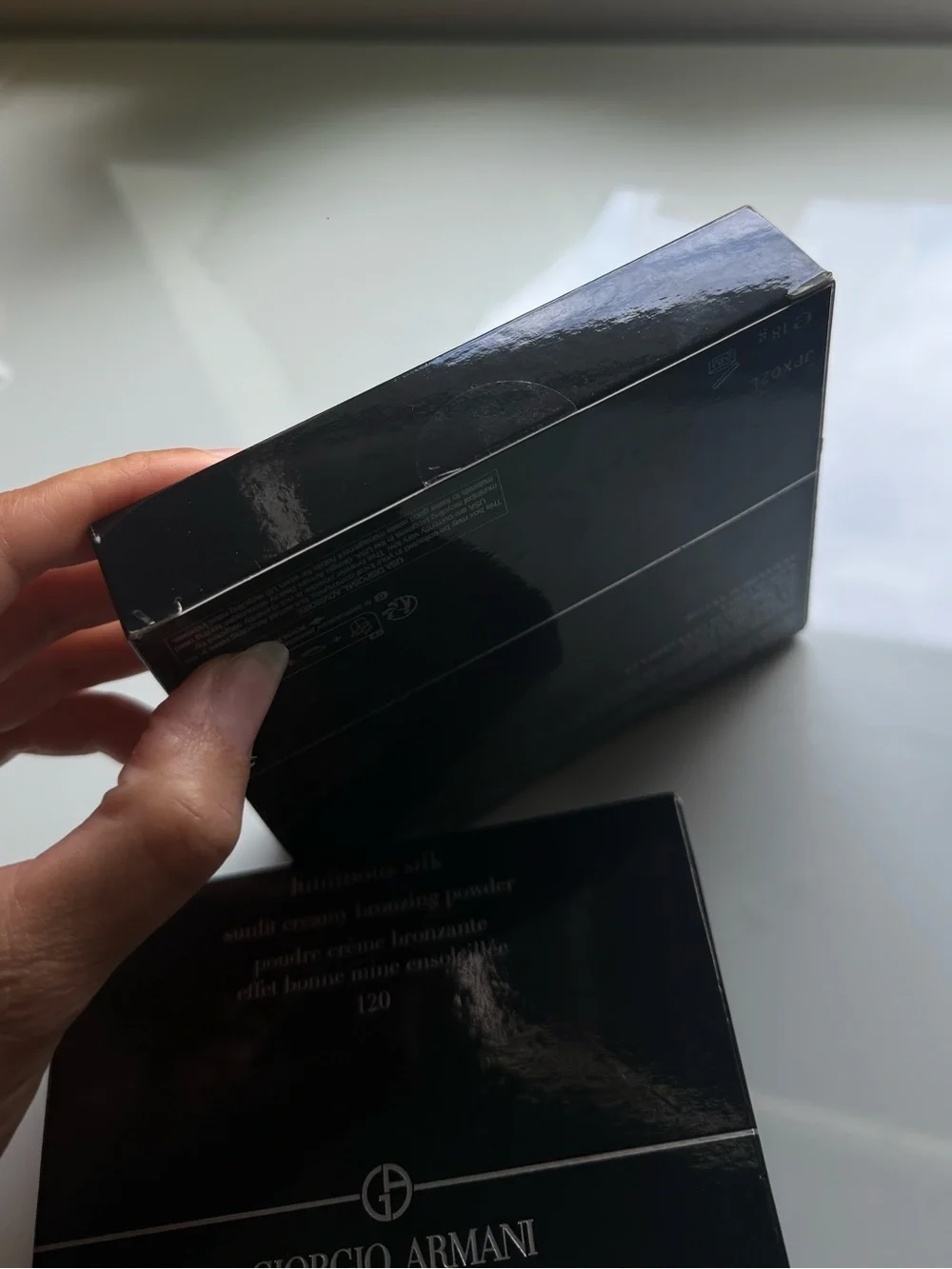 Armani Beauty luminous silk creamy bronzing powder duo